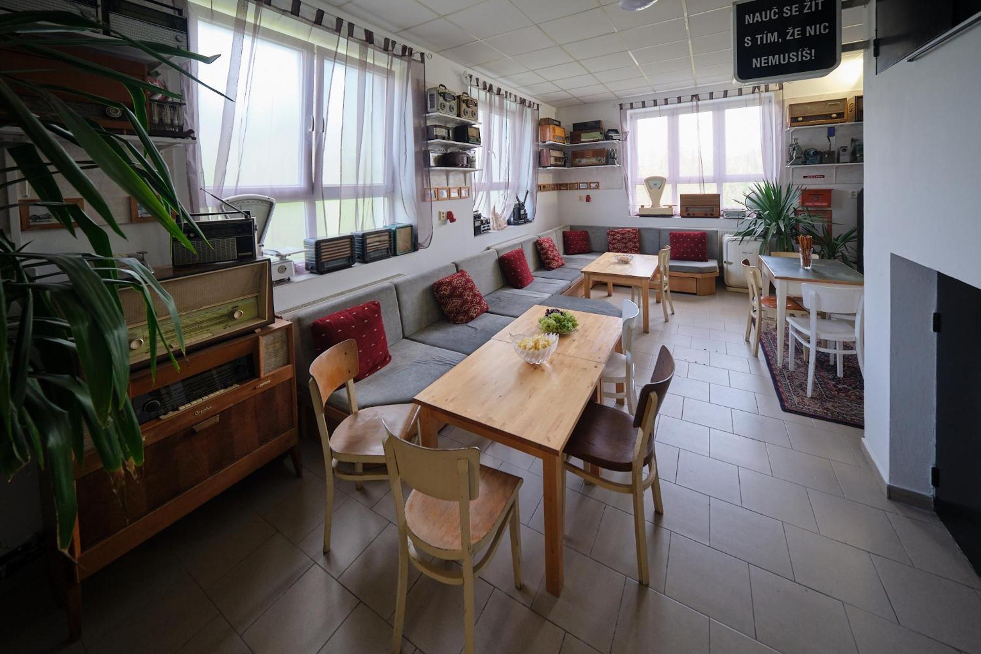 Hostel Doupe הומפולץ מראה חיצוני תמונה